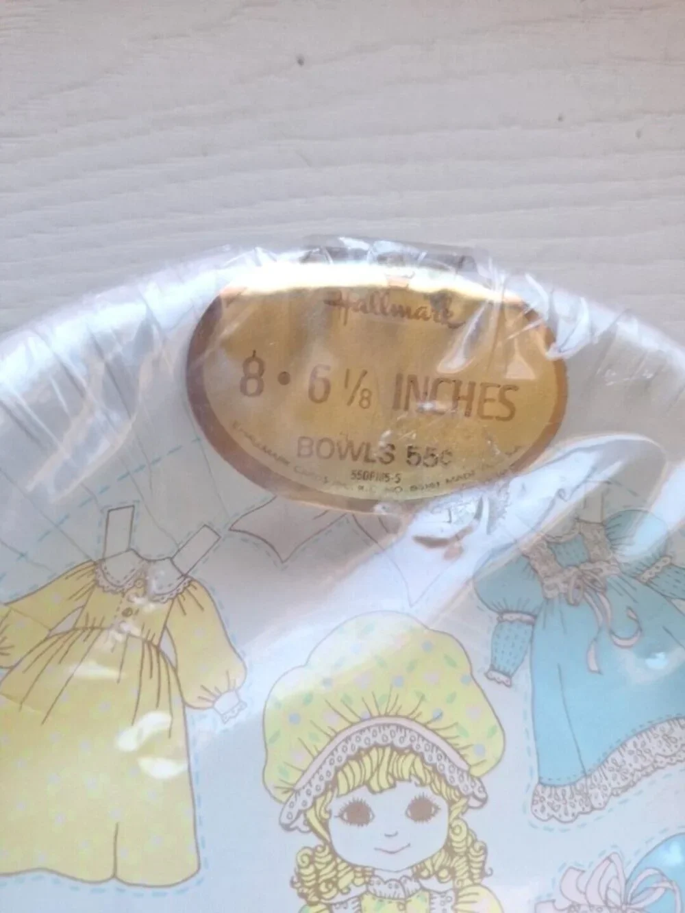 Hallmark Paper Doll 8 Party Bowls Vintage 6 1/8